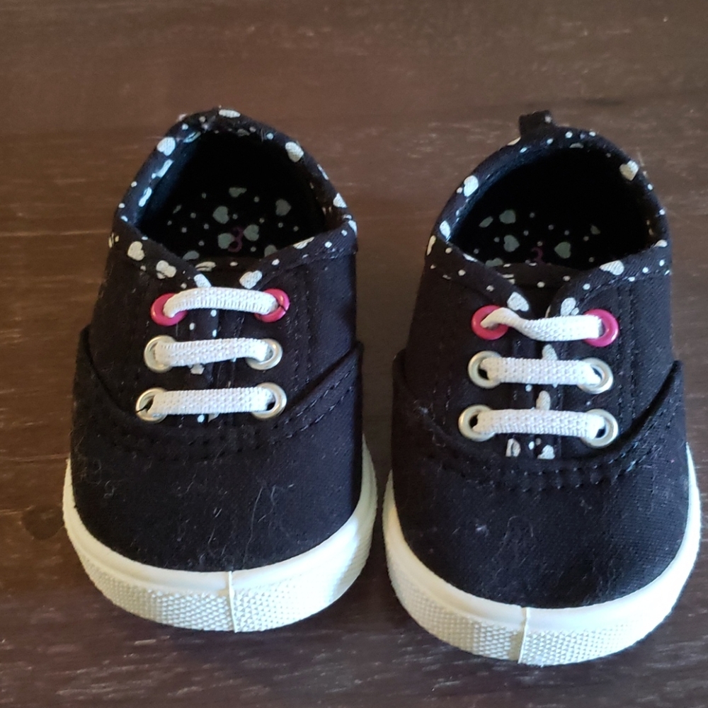 Toddler tennis shoes